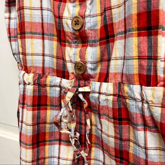 Passport plaid romper xl wooden button down front. pockets. tie at waist. - Picture 2 of 6